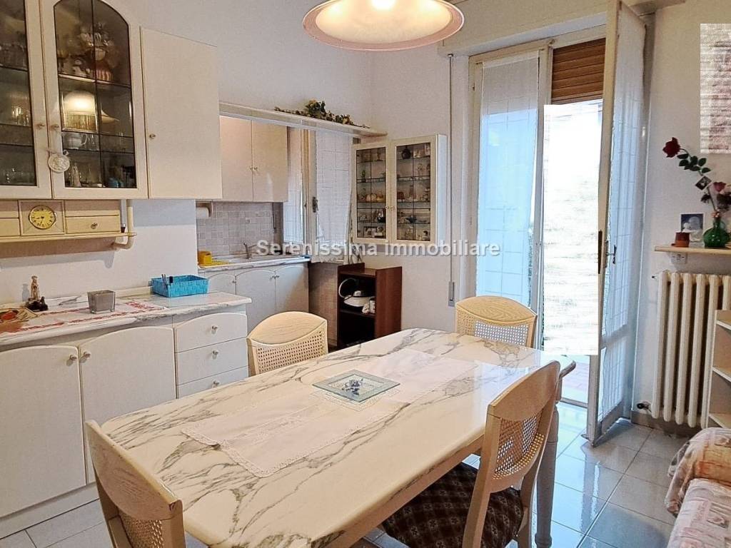 Appartamento a Pesaro in Via Lago Maggiore - Foto 4
