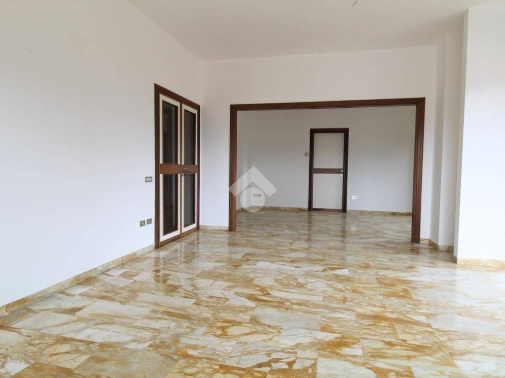 Appartamento a Teramo in VIA GRAMSCI, 6 - Foto 4