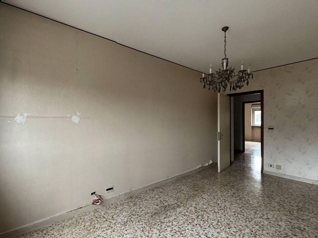 Appartamento a Orbassano in Via Michele Coppino, 13 - Foto 4