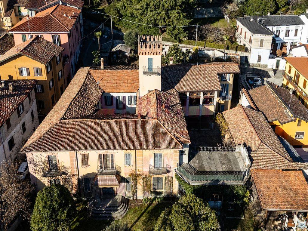 Villa a Erba in Via San Maurizio, 5 - Foto 2
