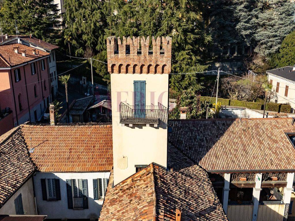 Villa a Erba in Via San Maurizio, 5 - Foto 3