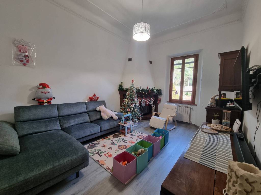 Appartamento a Fiesole in Via Egisto Fabbri - Foto 3