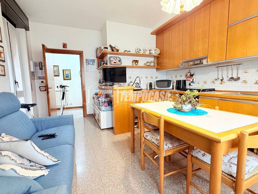 Villa a Vanzaghello in Via Camillo Benso Conte di Cavour 41 - Foto 5