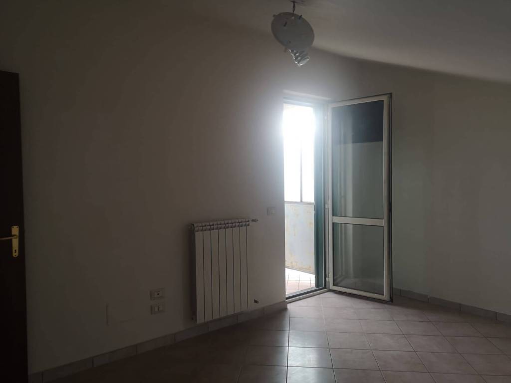 Appartamento a Castello di cisterna in Via Vittorio Emanuele - Foto 3