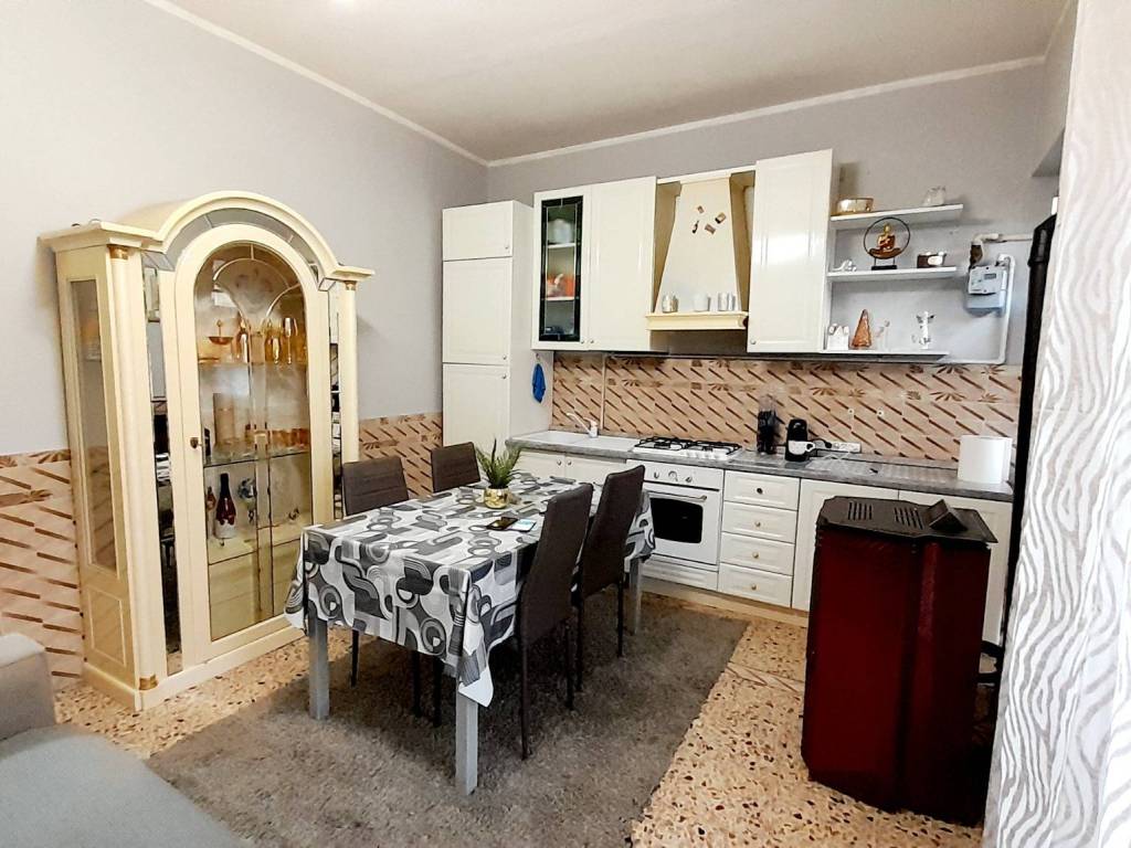 Appartamento a Mortara in Corso Camillo Benso di Cavour, 82 - Foto 3