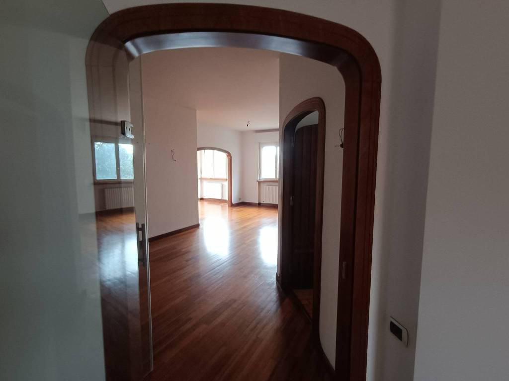 Villa a Ancona in Via Urbano Salvolini, 3 - Foto 2
