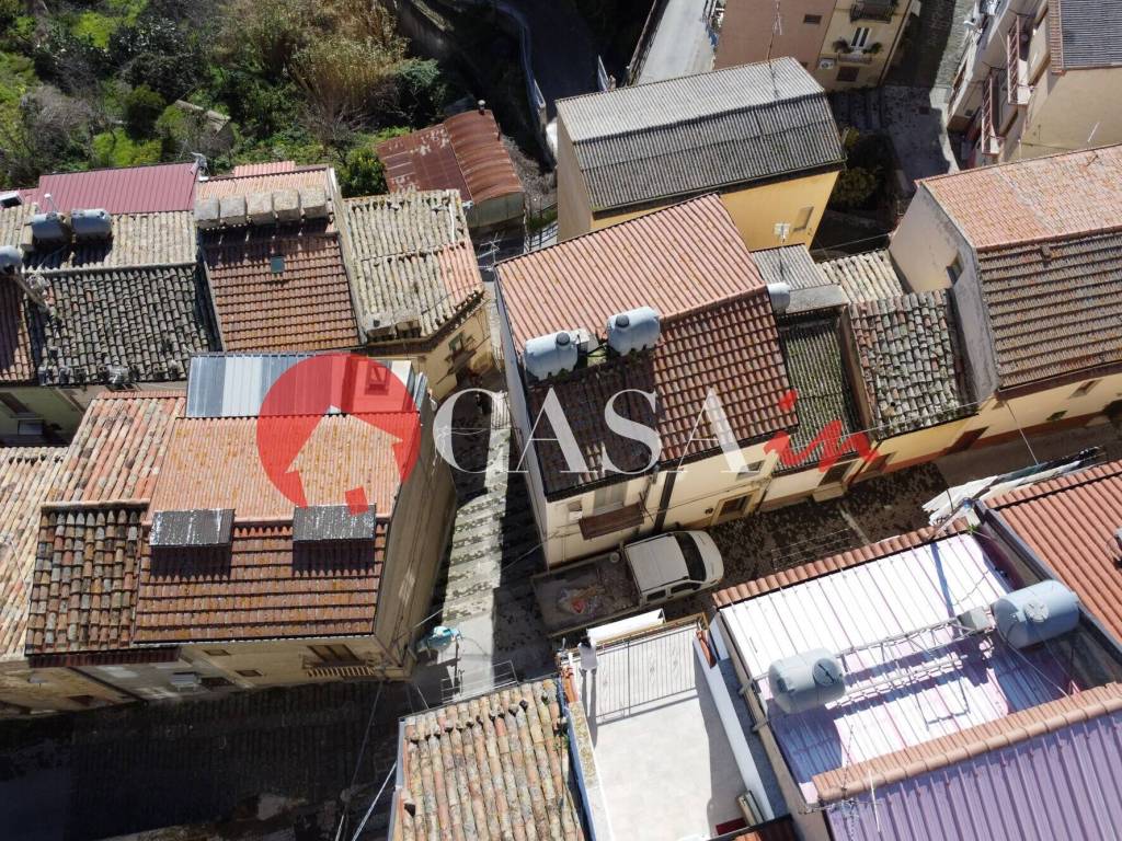 Villa a Nicosia in Vicolo Secondo Sotto Via Santa Croce, 9 - Foto 4