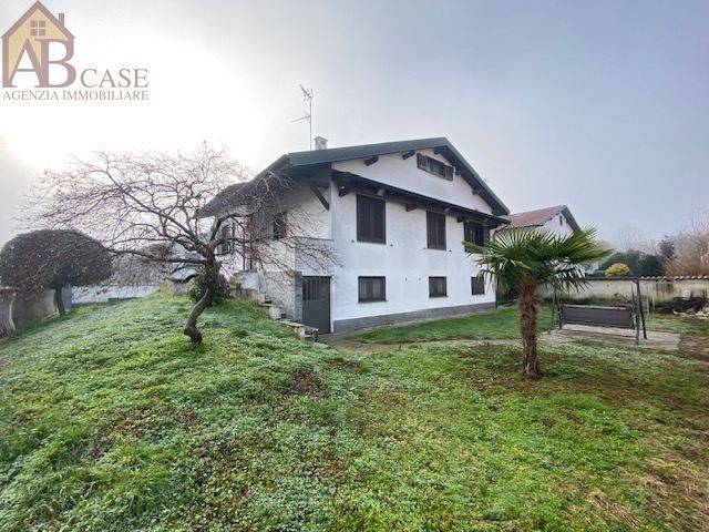 Villa a Gambolò in VIA MAZZINI, 8 - Foto 2