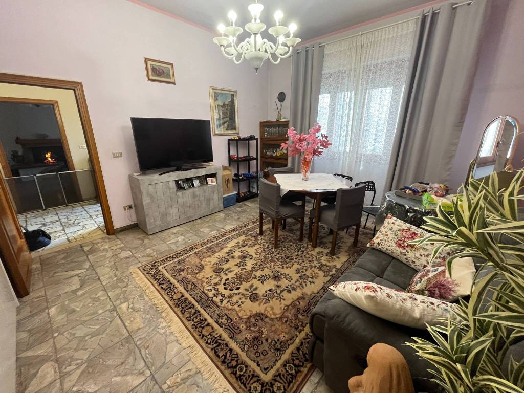 Villa a Campi bisenzio in Via Bruno Buozzi - Foto 4