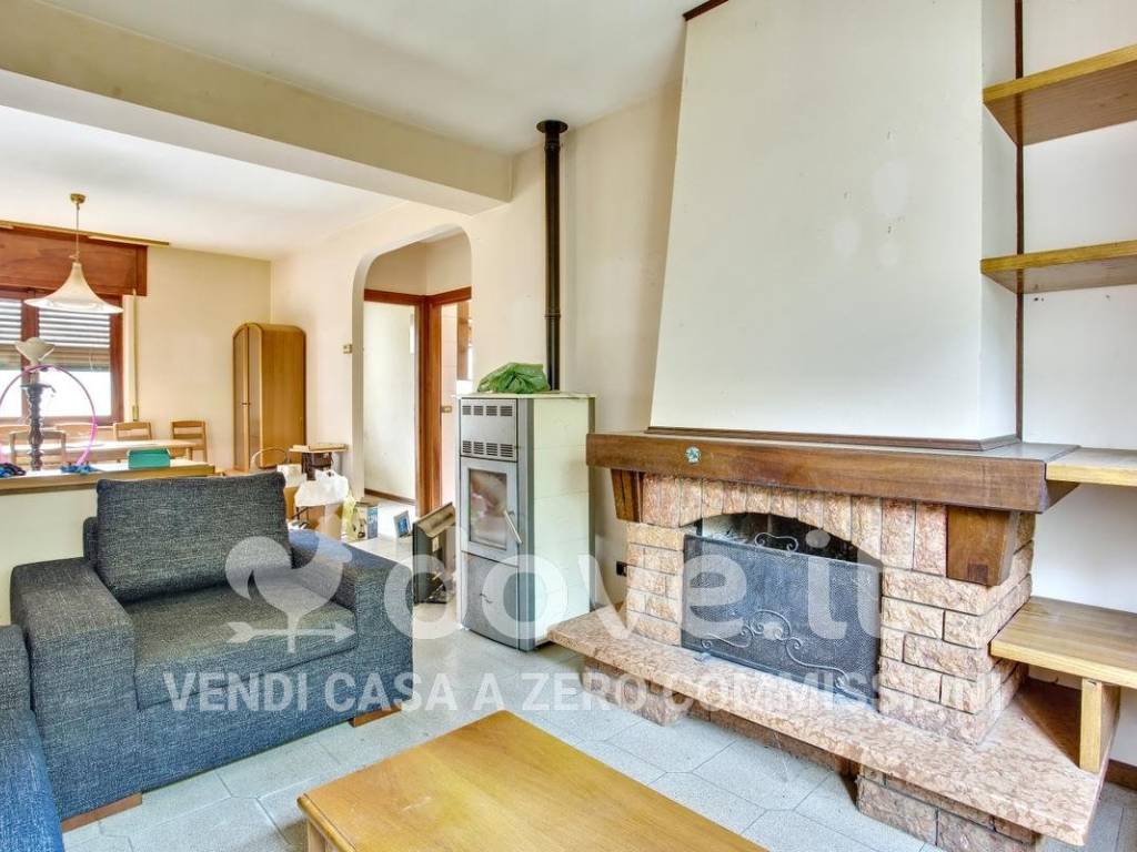 Villa a Cunardo in Via R. Vaccarossi - Foto 3