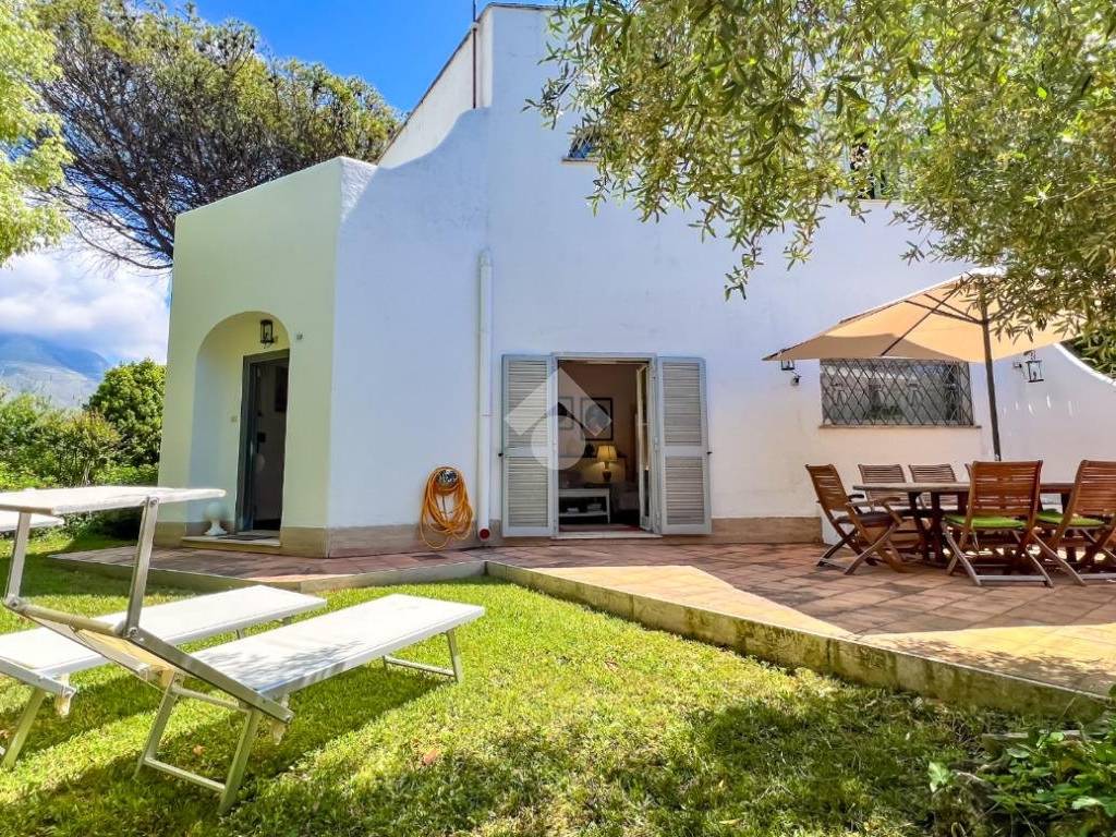 Villa a Formia in Via Mar Tirreno, 45 - Foto 4