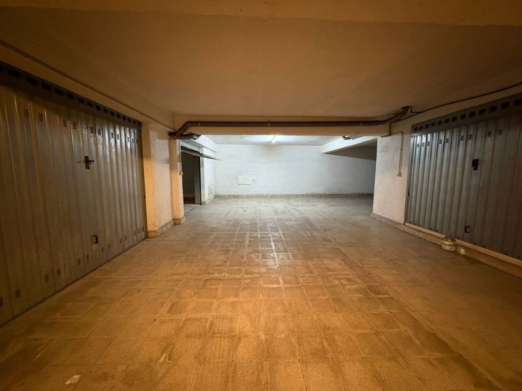 Box / garage a Messina in Via Comunale Camaro, 81 - Foto 3