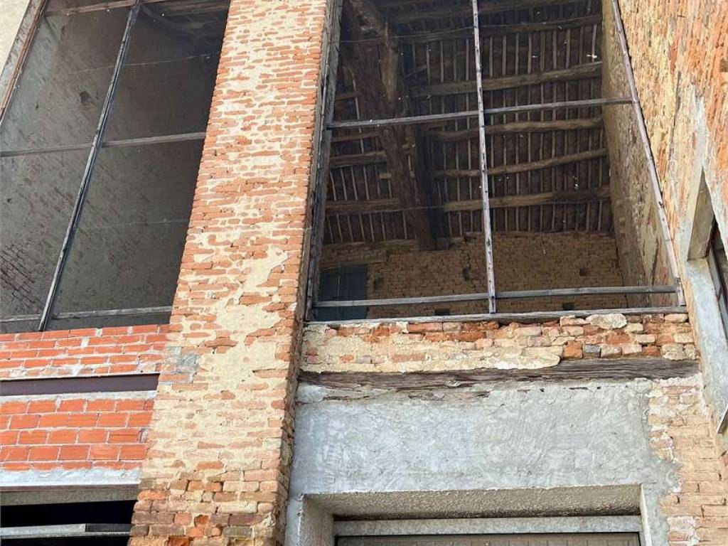 Rustico / casale a Montechiaro d'asti in Via Vittorio Emanuele III - Foto 4