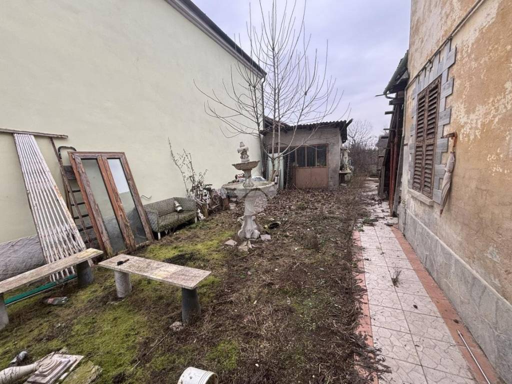 Casa indipendente a San giorgio di lomellina in Via roma, 56 - Foto 3