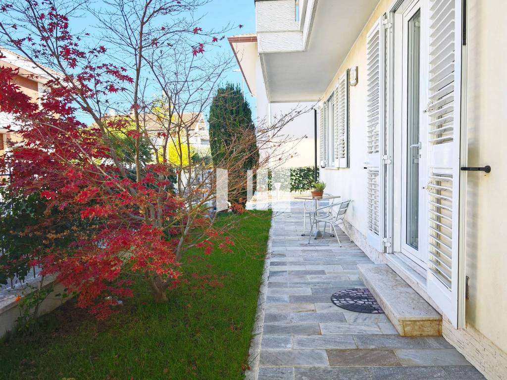 Villa a Giulianova in Via Michetti, 17 - Foto 5