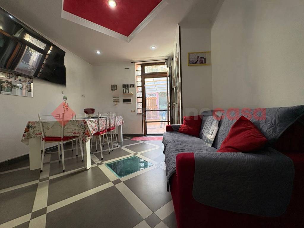 Casa indipendente a Terracina in VIA BRUNELLESCHI, 21 - Foto 2