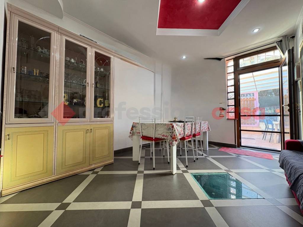 Casa indipendente a Terracina in VIA BRUNELLESCHI, 21 - Foto 3