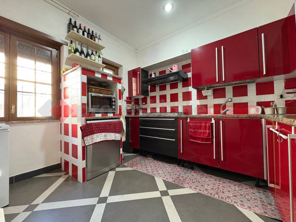 Casa indipendente a Terracina in VIA BRUNELLESCHI, 21 - Foto 5