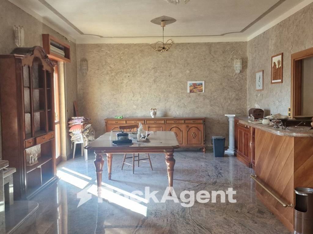 Immobile a Montepaone in Via Mazzini, 73 - Foto 2