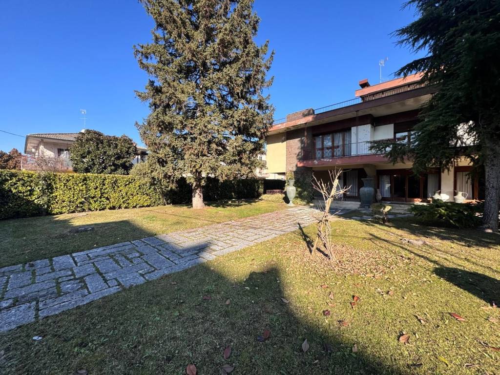 Villa a Creazzo in Viale Italia - Foto 2