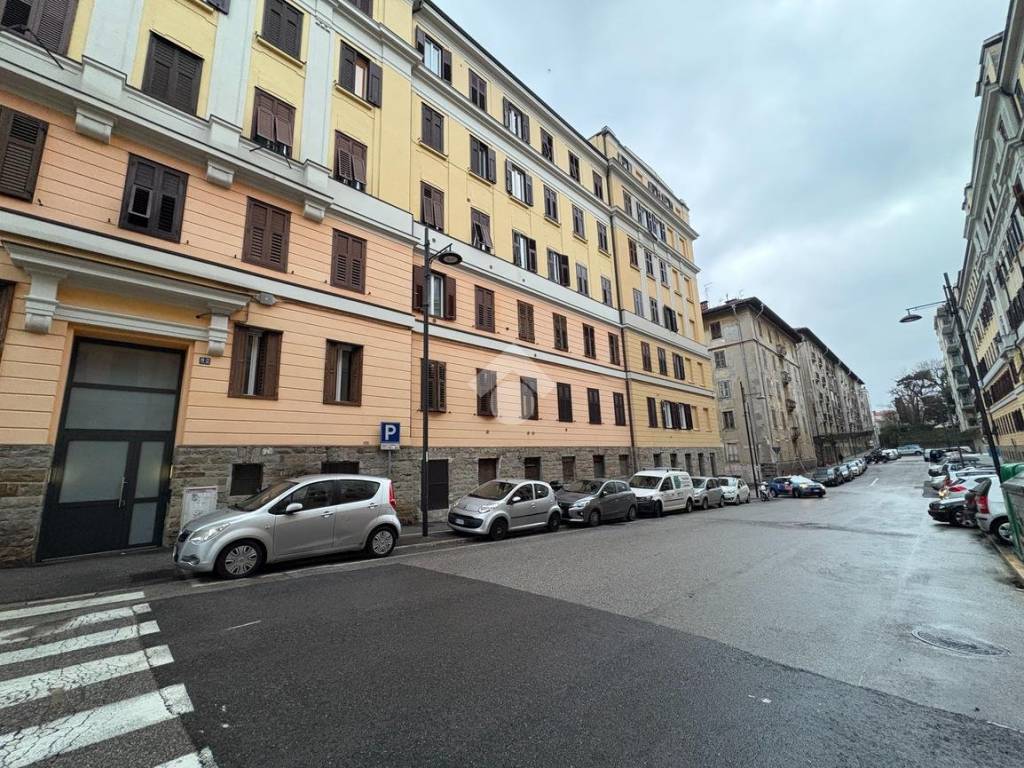 Immobile a Trieste in Via Edmondo de Amicis, 21 - Foto 2