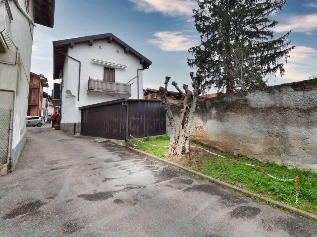 Villa a Locate varesino in Vicolo Tassetti, 29 - Foto 4