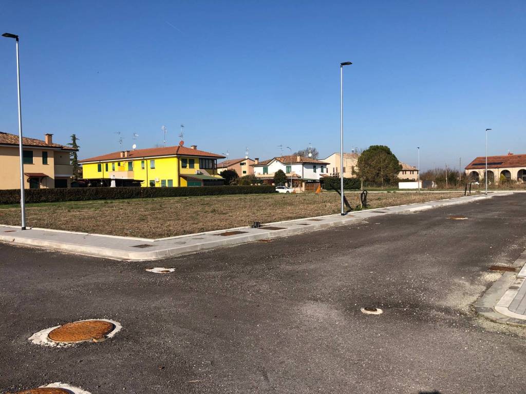 Terreno a Ferrara in Via Comacchio, 1327 - Foto 4
