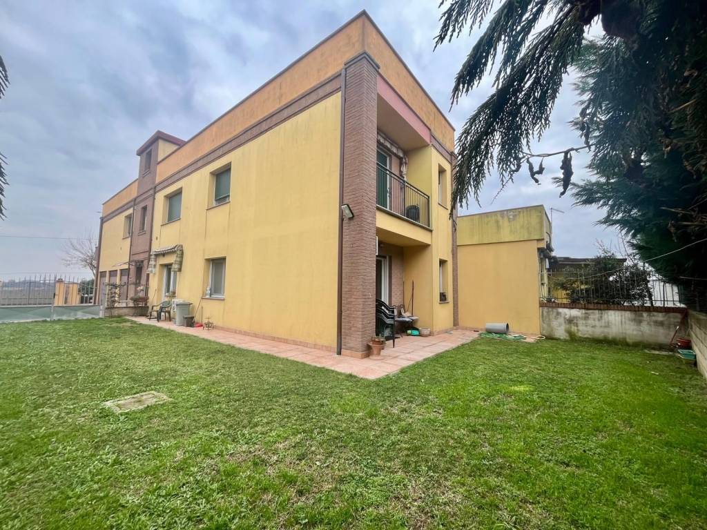 Appartamento a Molinella in Via Provinciale Superiore, 386 - Foto 3