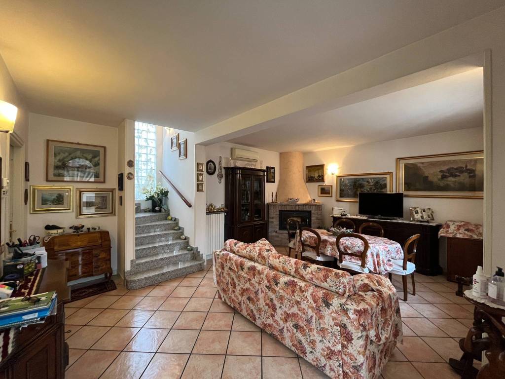 Villa a Fidenza in Via Palmiro Togliatti - Foto 5