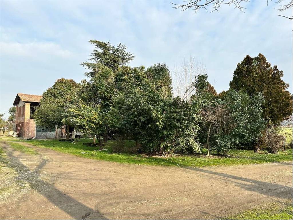 Villa a Imola in Casa indipendente con giardino di 1500 mq - Foto 5
