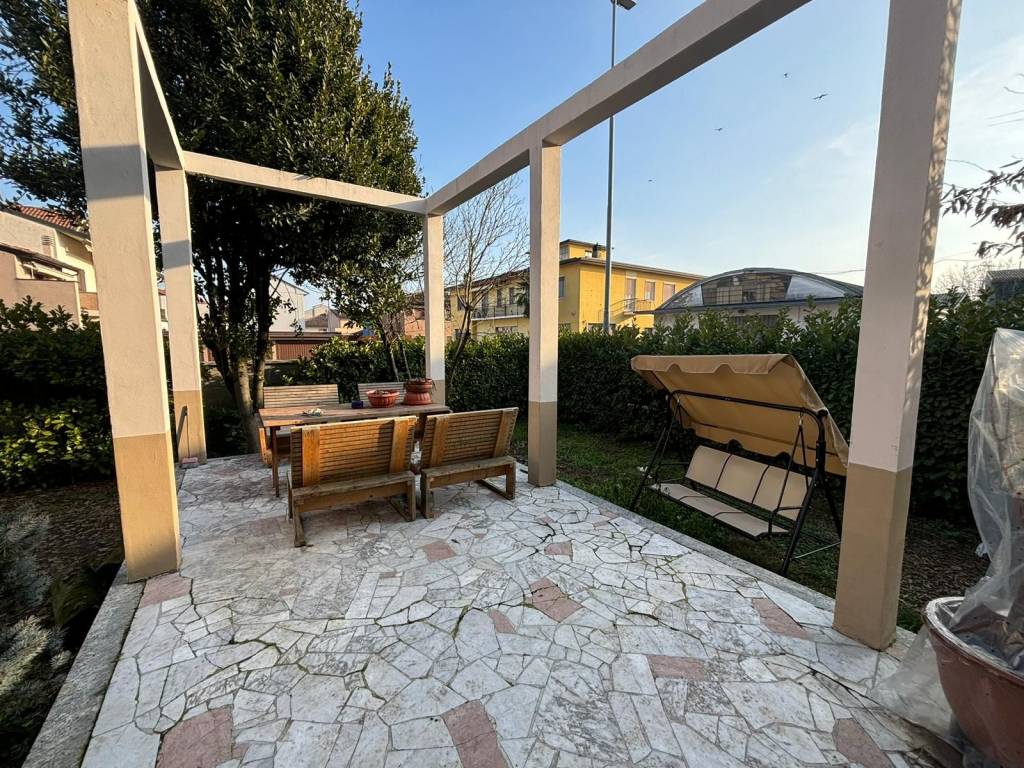Villa a Sant'angelo lodigiano in Via dello Statuto - Foto 4