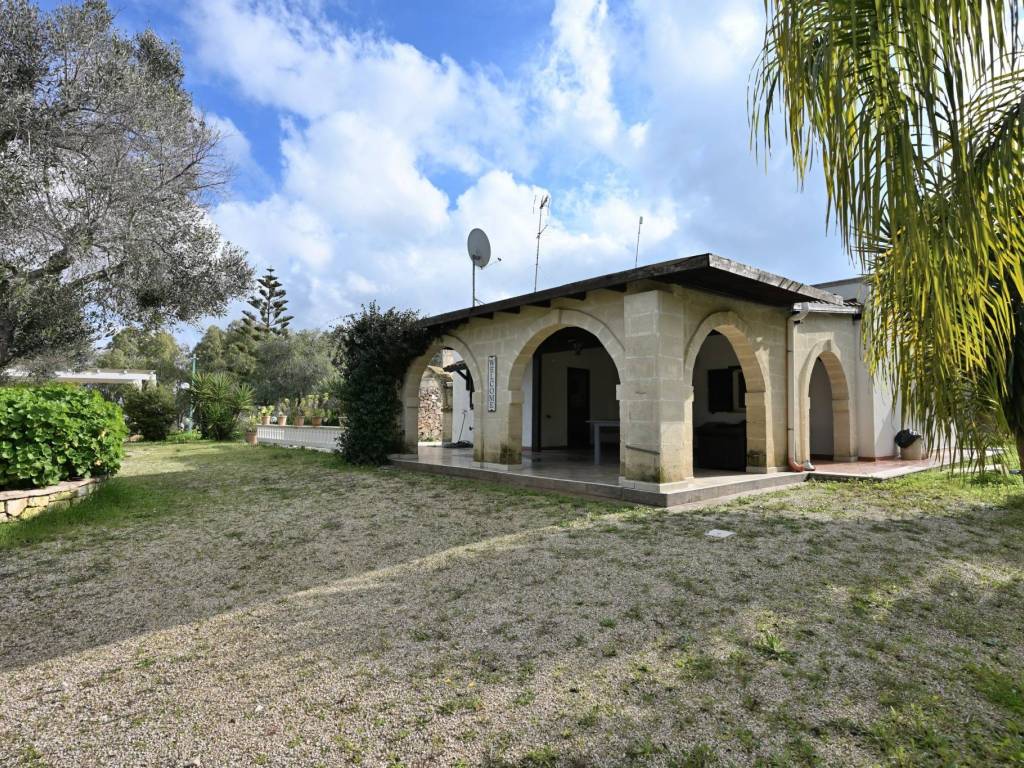 Villa a Brindisi in CONTRADA GABELLOTTI - Foto 2