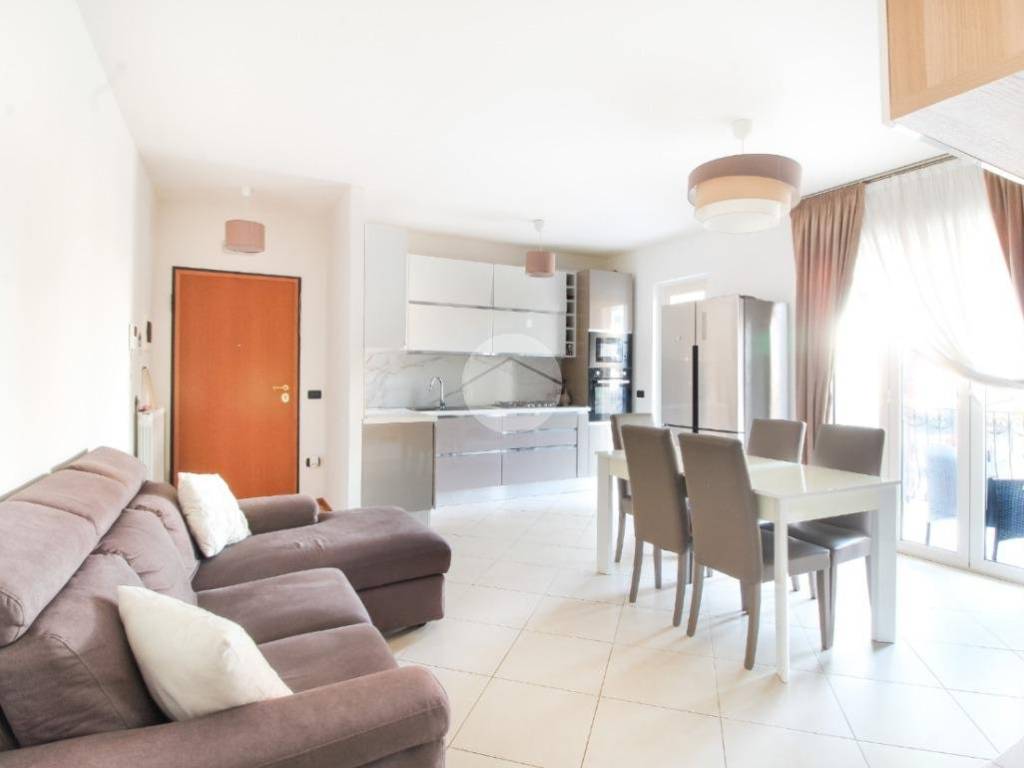 Appartamento a Alba adriatica in Via Marchianò, 4 - Foto 2