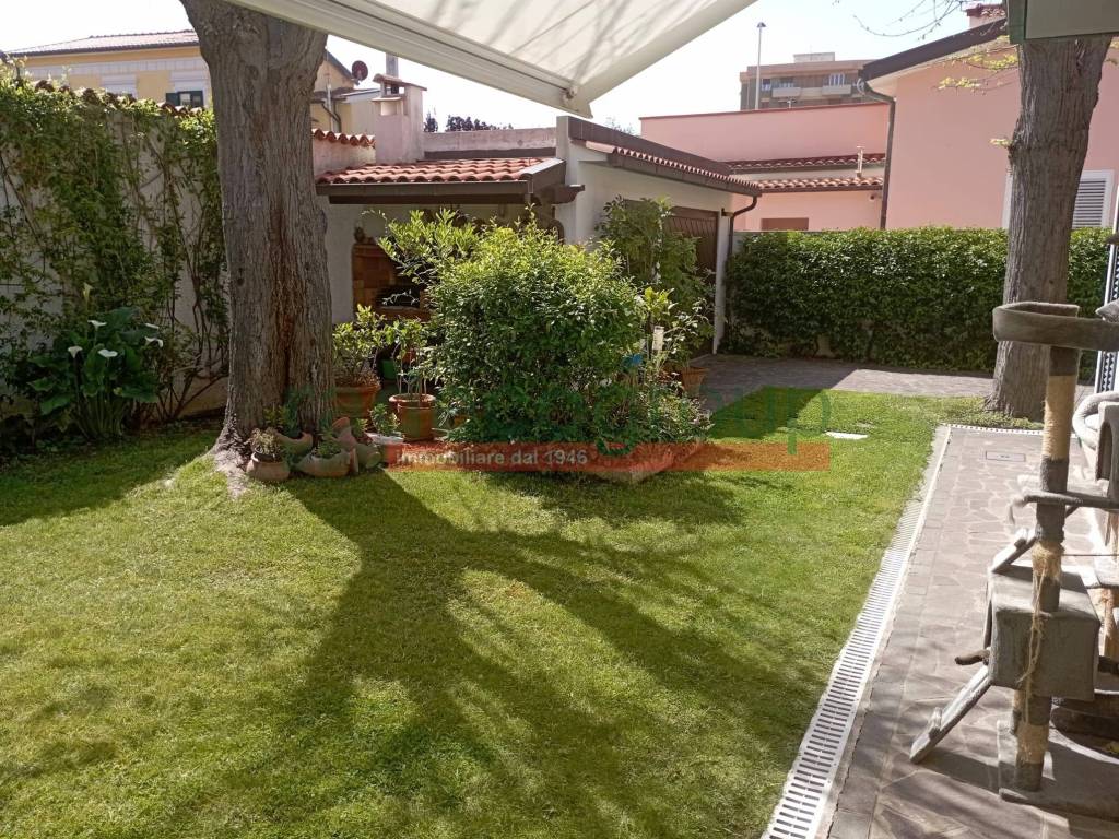Villa a Livorno in Via del Fagiano - Foto 5
