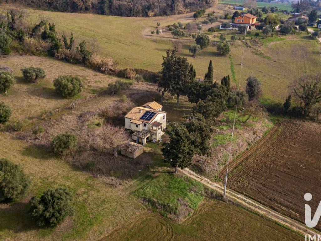Rustico / casale a Osimo in Via Acquaviva, 36 - Foto 4