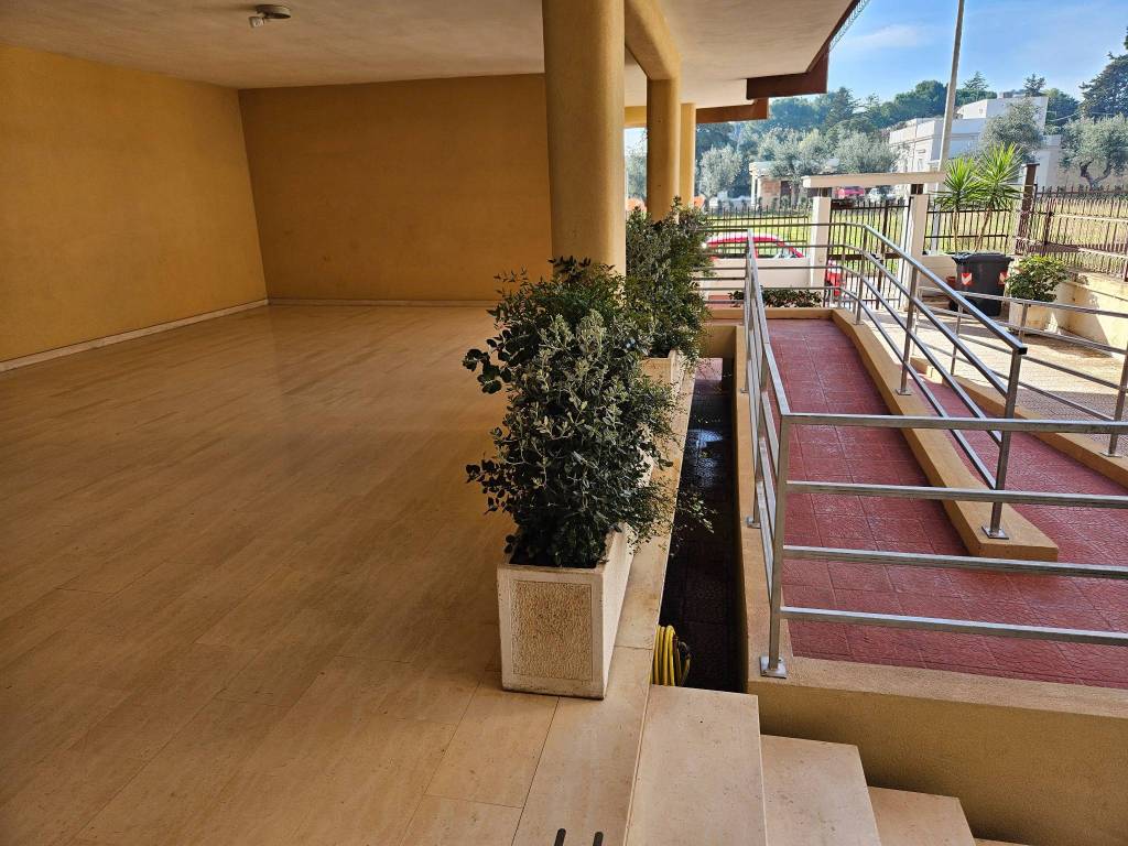 Appartamento a Trani in Via Francesco Cilea - Foto 3