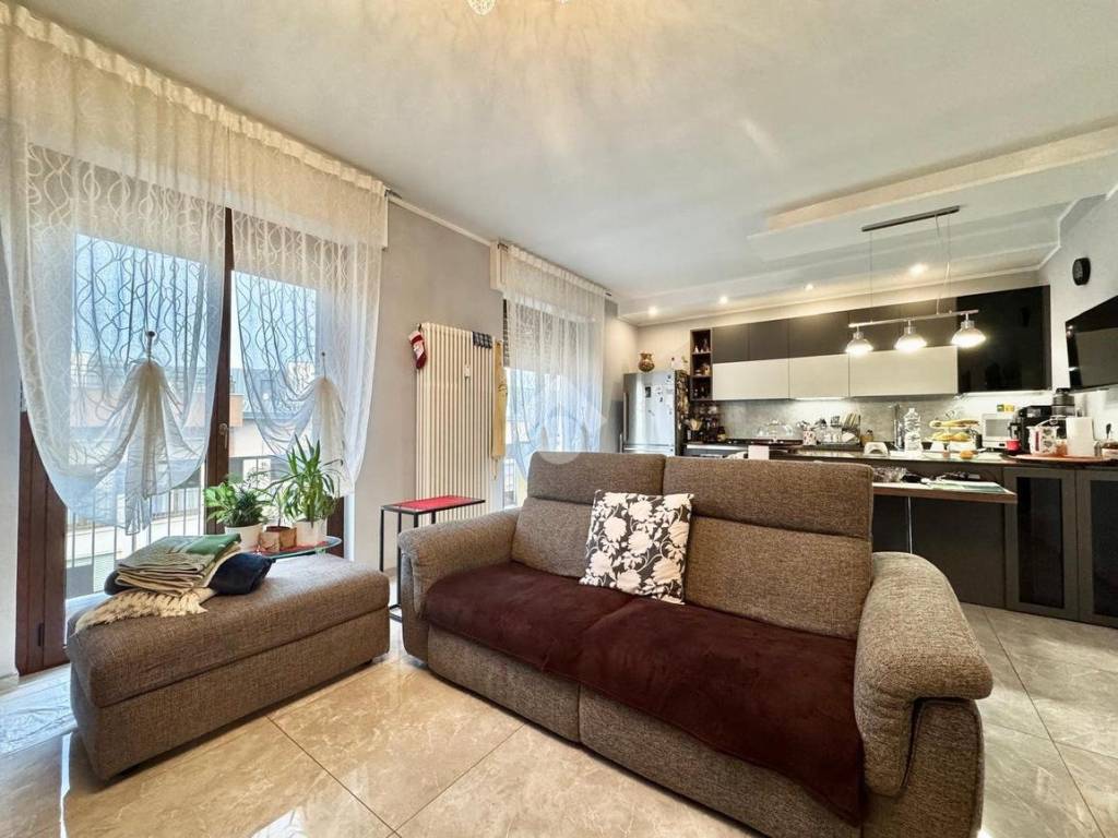 Appartamento a Novara in Viale Roma, 27 - Foto 3