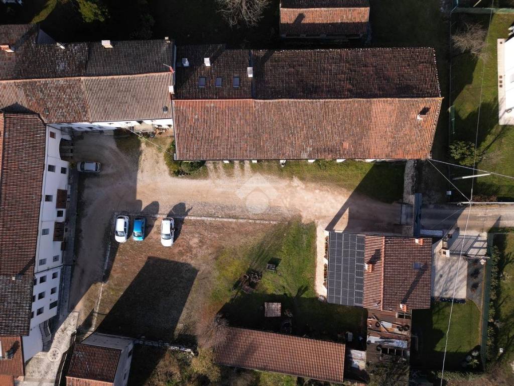 Rustico / casale a Schio in Via Rivo Ballarin, 9 - Foto 2