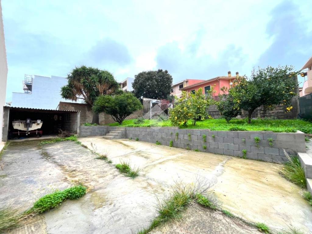 Terreno a Villasimius in Via capitano gatta, 32 - Foto 3