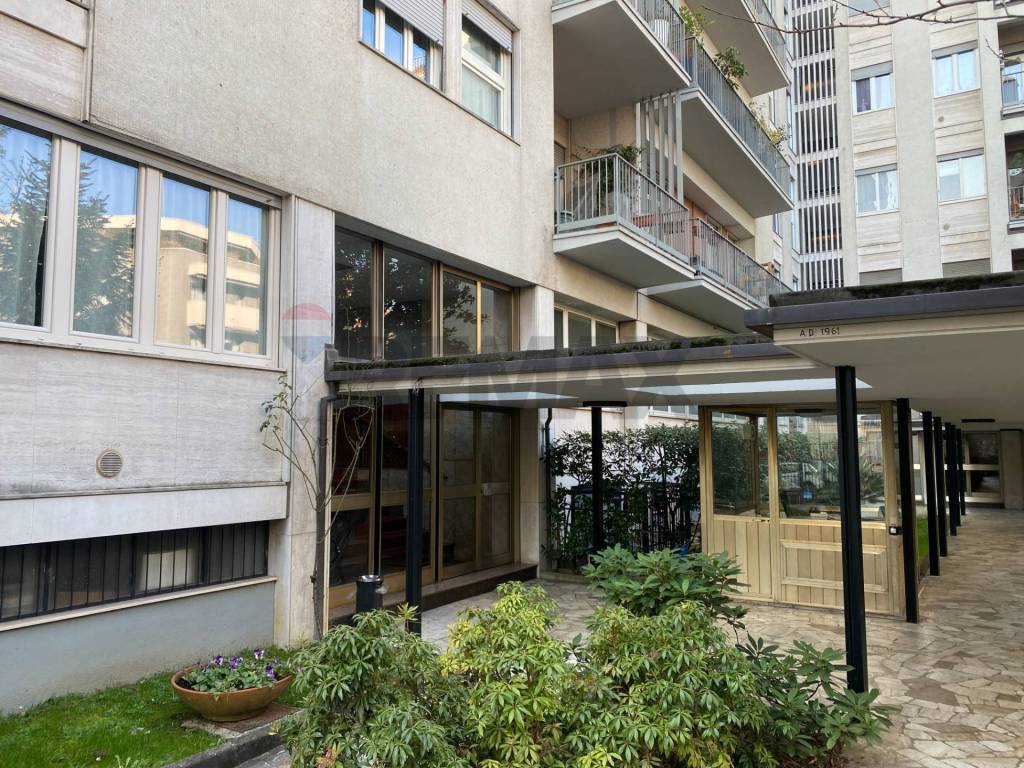 Appartamento a Bergamo in VIA IV NOVEMBRE, 14 - Foto 2