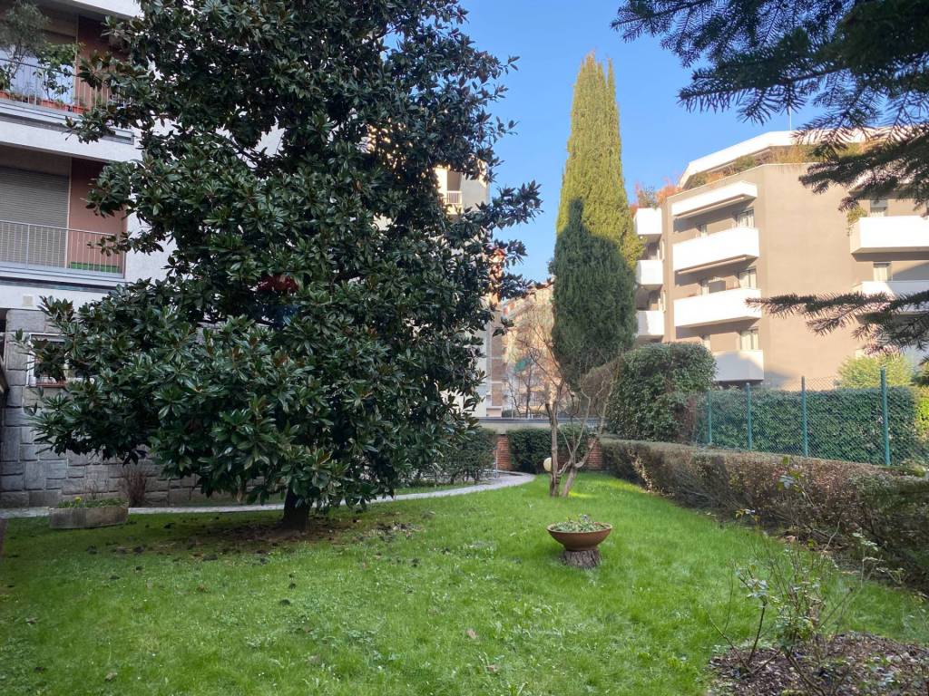 Appartamento a Bergamo in VIA IV NOVEMBRE, 14 - Foto 3