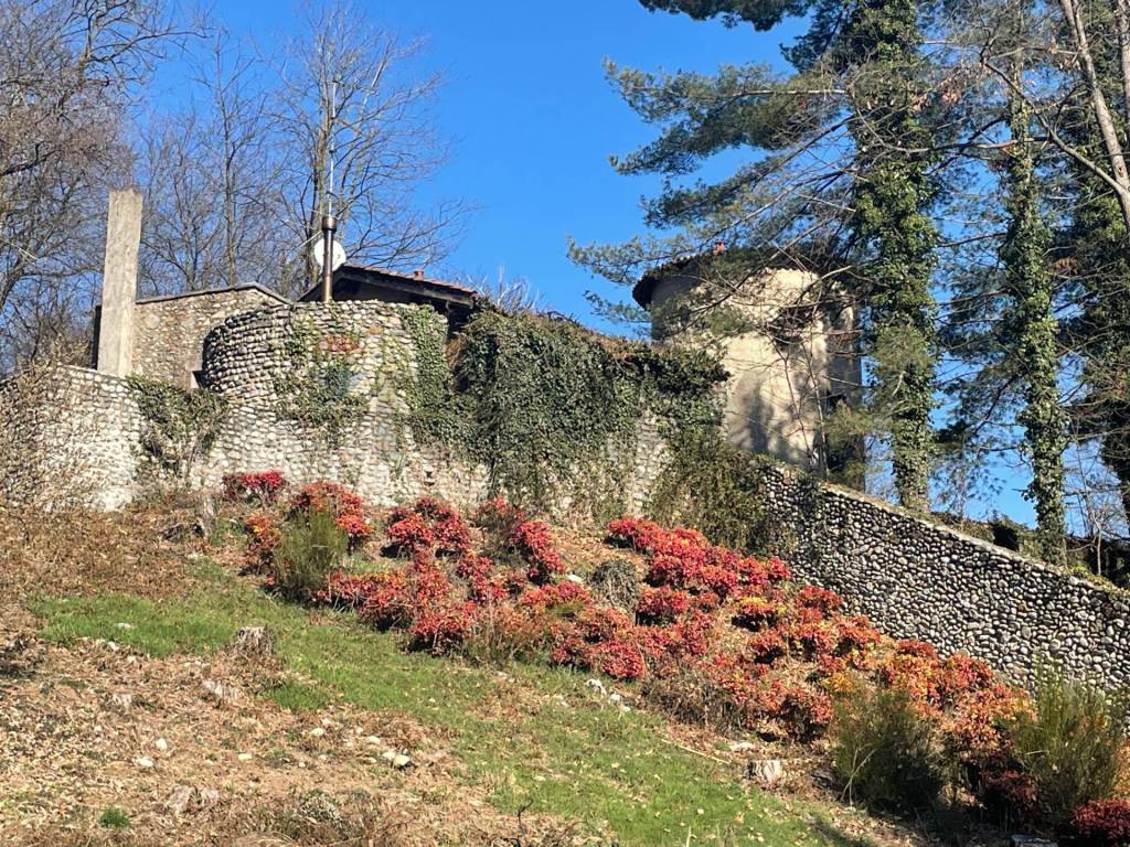 Villa a Somma lombardo in via Valmirolo - Foto 5