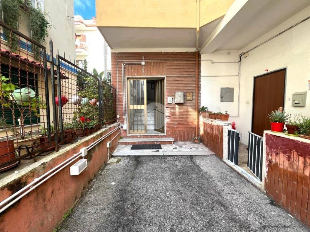 Appartamento a Pozzuoli in Via cacciapuoti, 18 - Foto 3