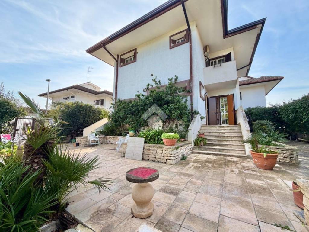 Villa a Bari in Via G. Gentile - Foto 3