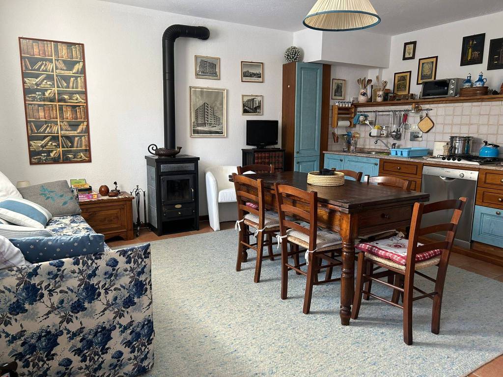Appartamento a Bardonecchia in Via Des Geneys - Foto 4