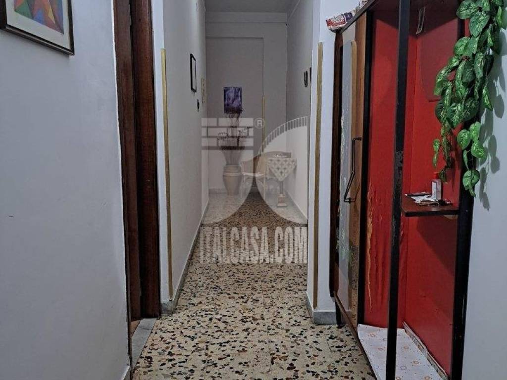 Appartamento a Crotone in VIA XXV APRILE - Foto 4