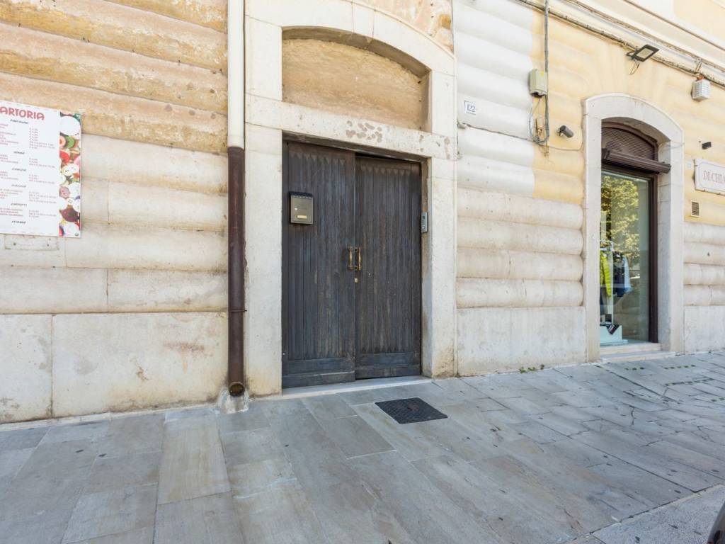 Appartamento a Trani in Via Giovanni Bovio, 122 - Foto 2