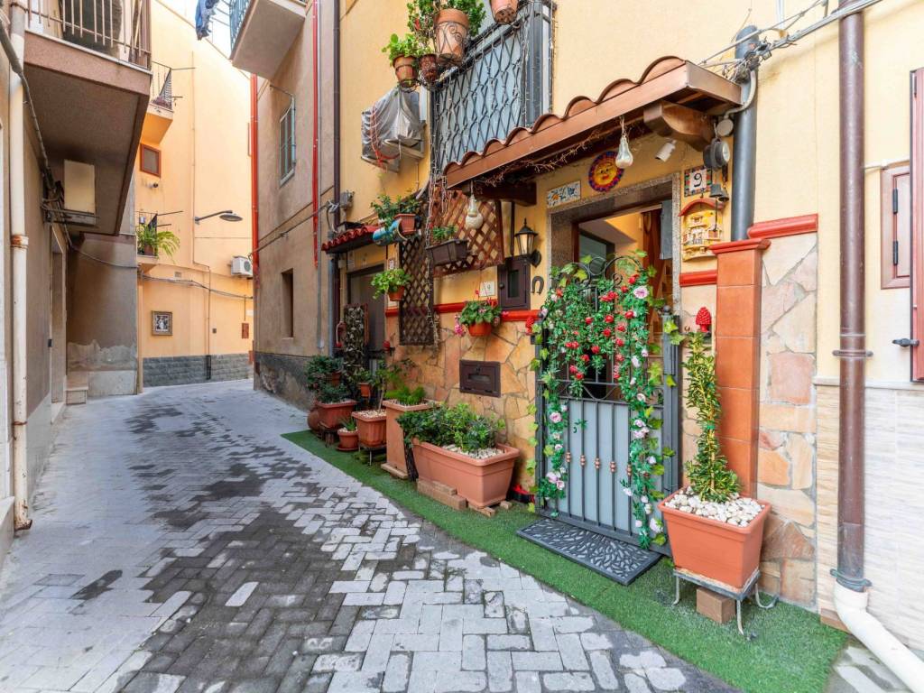 Casa indipendente a Lascari in via Leone - Foto 2