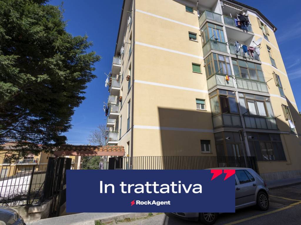 Appartamento a Catanzaro in Via Menichini, 2 - Foto 2