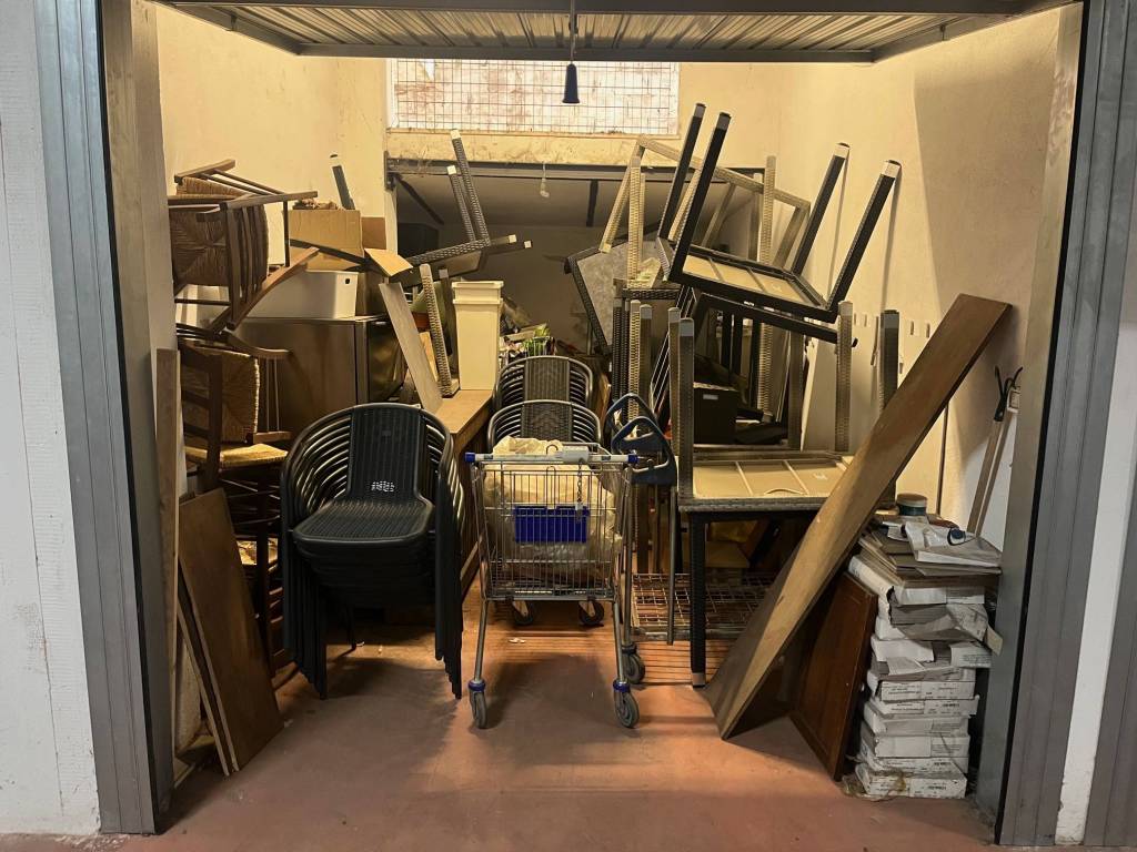 Box / garage a Pomezia in Via Giacomo Matteotti, 16 - Foto 4